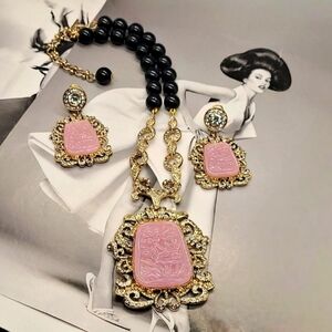 Vintage Estate Palace Style Pink Carved Jade Crystal Pendant Necklace & Earrings
